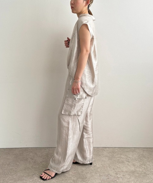 LHELBIE（レルビエ）の「スキッパードロストシャツ（シャツ/ブラウス・レディース・ライトグレー/ブラウン/ブラック・M）」の7枚目の写真