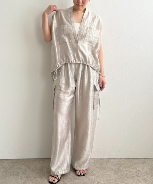 LHELBIE（レルビエ）の「スキッパードロストシャツ（シャツ/ブラウス・レディース・ライトグレー/ブラウン/ブラック・M）」の8枚目の写真