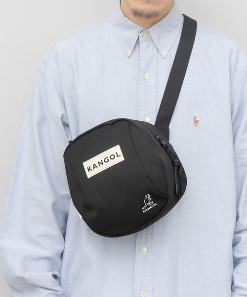 KANGOL(カンゴール)の「ラウンドシルエット ミニ ショルダーバッグ(ショルダーバッグ・メンズ・ブラック・FREE)」の1枚目の写真