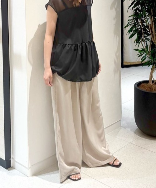 ADORE(アドーア)の「スラブデニムパンツ(デニムパンツ・レディース・ネイビー/ベージュ・38/36)」の17枚目の写真