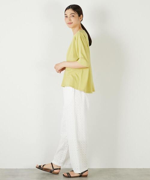 MELROSE claire(メルローズ クレール)の「【接触冷感加工ウエストタックデザインカットプル】(Tシャツ/カットソー・レディース・ライトグレー/ダークネイビー/イエロー・FREE)」の13枚目の写真