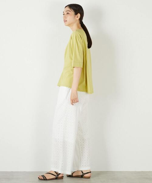 MELROSE claire(メルローズ クレール)の「【接触冷感加工ウエストタックデザインカットプル】(Tシャツ/カットソー・レディース・ライトグレー/ダークネイビー/イエロー・FREE)」の14枚目の写真