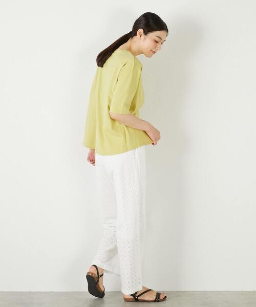 MELROSE claire(メルローズ クレール)の「【接触冷感加工ウエストタックデザインカットプル】(Tシャツ/カットソー・レディース・ライトグレー/ダークネイビー/イエロー・FREE)」の16枚目の写真