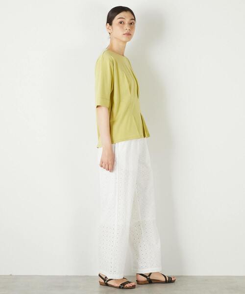 MELROSE claire(メルローズ クレール)の「【接触冷感加工ウエストタックデザインカットプル】(Tシャツ/カットソー・レディース・ライトグレー/ダークネイビー/イエロー・FREE)」の17枚目の写真