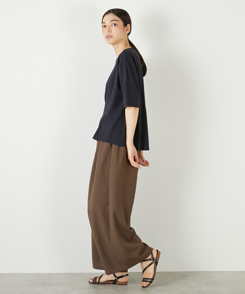 MELROSE claire(メルローズ クレール)の「【接触冷感加工ウエストタックデザインカットプル】(Tシャツ/カットソー・レディース・ライトグレー/ダークネイビー/イエロー・FREE)」の10枚目の写真