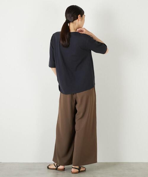 MELROSE claire(メルローズ クレール)の「【接触冷感加工ウエストタックデザインカットプル】(Tシャツ/カットソー・レディース・ライトグレー/ダークネイビー/イエロー・FREE)」の12枚目の写真