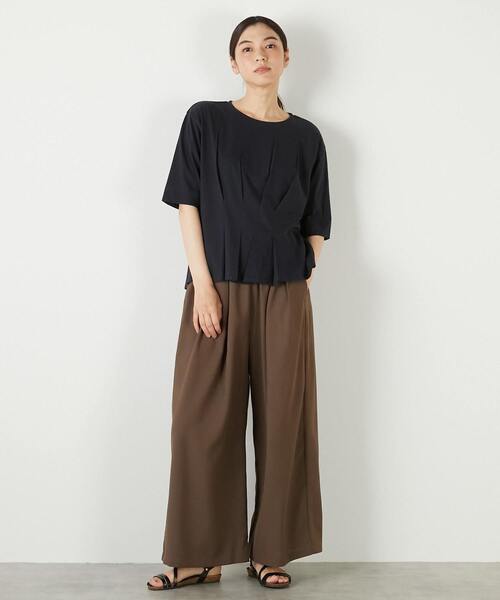 MELROSE claire(メルローズ クレール)の「【接触冷感加工ウエストタックデザインカットプル】(Tシャツ/カットソー・レディース・ライトグレー/ダークネイビー/イエロー・FREE)」の5枚目の写真