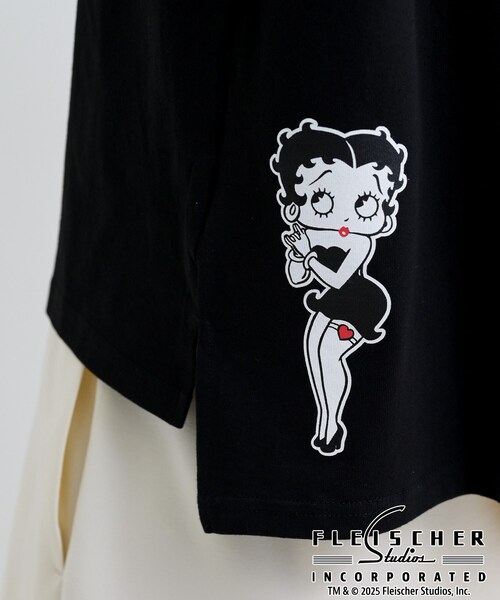 GALLEST(ギャレスト)の「【Betty Boop(TM)】バックプリントワイドTシャツ(Tシャツ/カットソー・レディース・ホワイト/ブラック・38)」の2枚目の写真