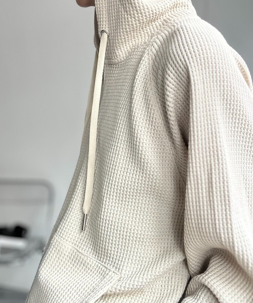 CREARE -LINO-(クレアーレリノ)の「〈ユニセックス商品〉ワッフルZIPパーカー(パーカー・メンズ・ベージュ/グレー/ブラック・XL/L/M)」の20枚目の写真