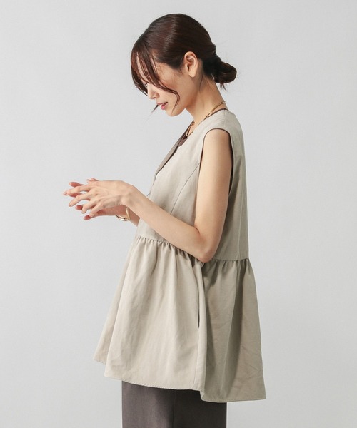 GLOBAL WORK（グローバルワーク）の「ピーチサテンベスト/580832（ベスト・レディース・グレイッシュベージュ/スミクロ/キャメル・FREE）」の11枚目の写真