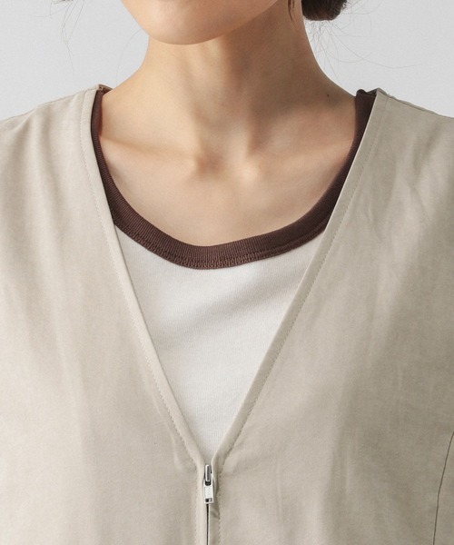 GLOBAL WORK（グローバルワーク）の「ピーチサテンベスト/580832（ベスト・レディース・グレイッシュベージュ/スミクロ/キャメル・FREE）」の19枚目の写真