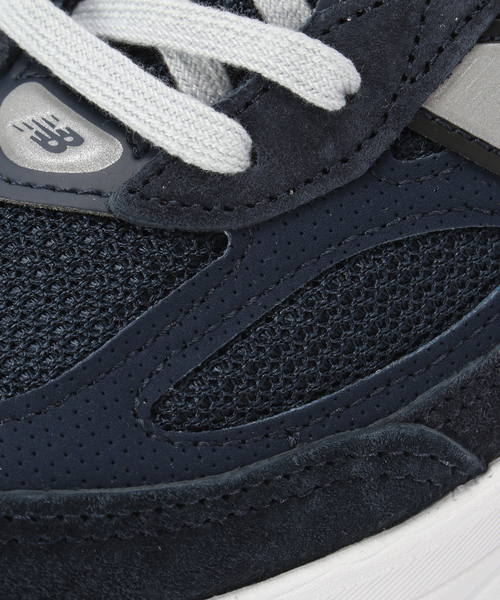 IENA(イエナ)の「NEW BALANCE/ニューバランス W990NV6(スニーカー・レディース・ネイビー・23cm/23.5cm/24cm/24.5cm/25cm)」の4枚目の写真