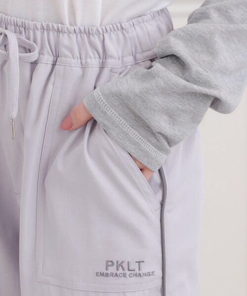 PINK-latte（ピンクラテ）の「ベーシックパイピングカーゴパンツ（その他パンツ・キッズ・ライトグレー/ブラック/パープル/カーキ・13/15 /16/14）」の19枚目の写真