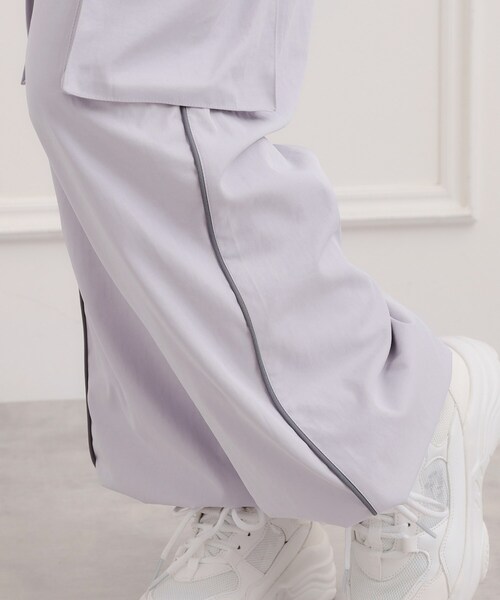 PINK-latte（ピンクラテ）の「ベーシックパイピングカーゴパンツ（その他パンツ・キッズ・ライトグレー/ブラック/パープル/カーキ・13/15 /16/14）」の21枚目の写真