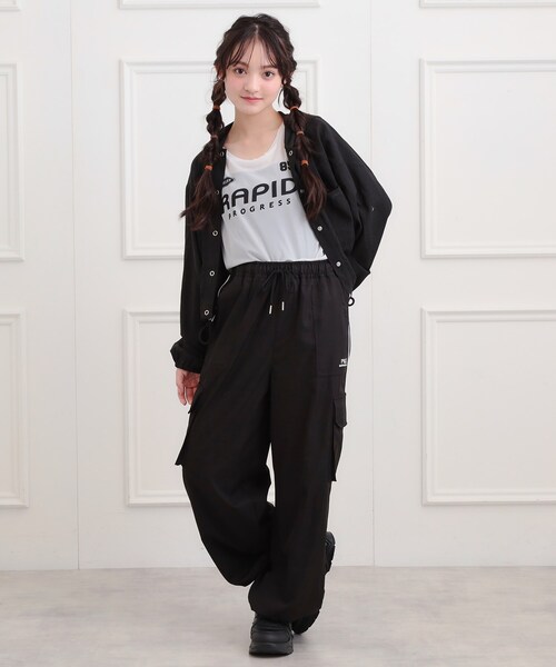 PINK-latte（ピンクラテ）の「ベーシックパイピングカーゴパンツ（その他パンツ・キッズ・ライトグレー/ブラック/パープル/カーキ・13/15 /16/14）」の16枚目の写真