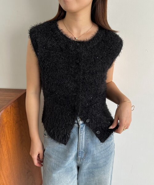 CAPRICIEUX LE'MAGE（カプリシューレマージュ）の「スパンコールフェザーベスト（ニット/セーター・レディース・ブラック/ベージュ・FREE）」の5枚目の写真