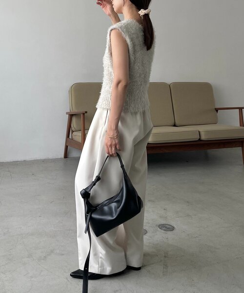 CAPRICIEUX LE'MAGE（カプリシューレマージュ）の「スパンコールフェザーベスト（ニット/セーター・レディース・ブラック/ベージュ・FREE）」の16枚目の写真