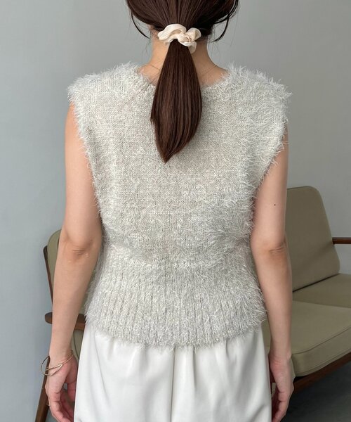 CAPRICIEUX LE'MAGE（カプリシューレマージュ）の「スパンコールフェザーベスト（ニット/セーター・レディース・ブラック/ベージュ・FREE）」の20枚目の写真