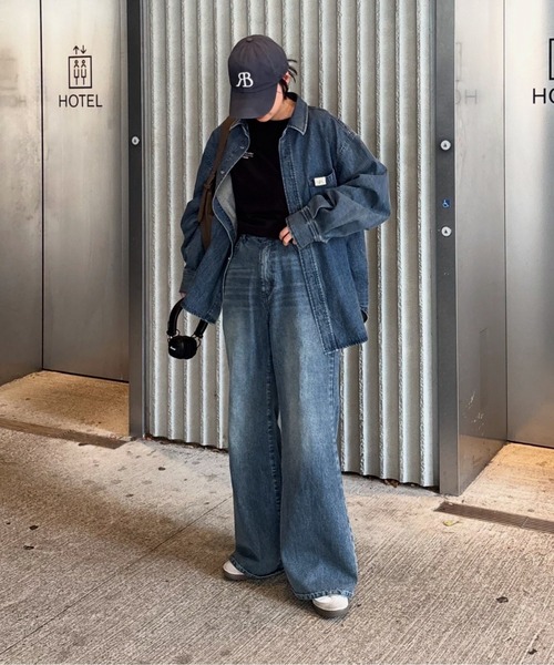 COLONY 2139（コロニートゥーワンスリーナイン）の「オーバータックデニムシャツ（シャツ/ブラウス・レディース・ブラック/ダークブルー・FREE）」の13枚目の写真