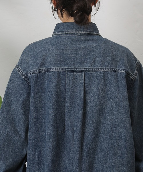 COLONY 2139（コロニートゥーワンスリーナイン）の「オーバータックデニムシャツ（シャツ/ブラウス・レディース・ブラック/ダークブルー・FREE）」の19枚目の写真