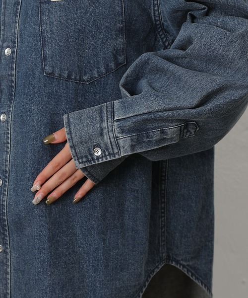 COLONY 2139（コロニートゥーワンスリーナイン）の「オーバータックデニムシャツ（シャツ/ブラウス・レディース・ブラック/ダークブルー・FREE）」の22枚目の写真