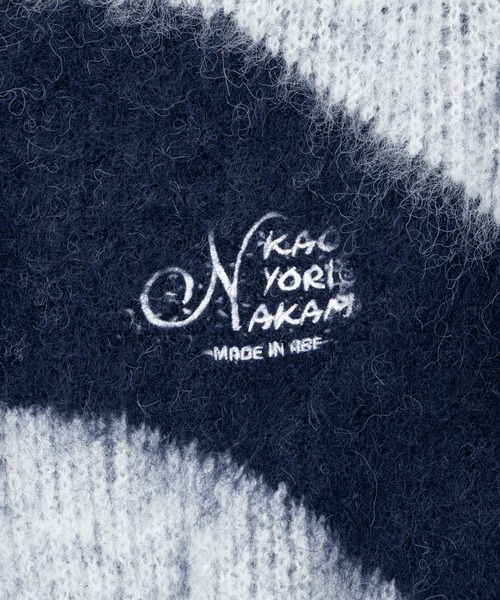 kaoyorinakami（カオヨリナカミ）の「KUNE-KUNE KNIT / クネクネニット（ニット/セーター・メンズ・グレー/アイボリー・MEDIUM/X-LARGE/LARGE/SMALL）」の5枚目の写真