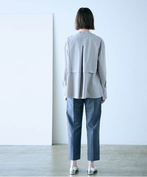 Marilyn Moon(マリリンムーン)の「tuck frill flare shirt(シャツ/ブラウス・レディース・ピンク/グレー/ネイビー/サックスブルー・FREE)」の13枚目の写真