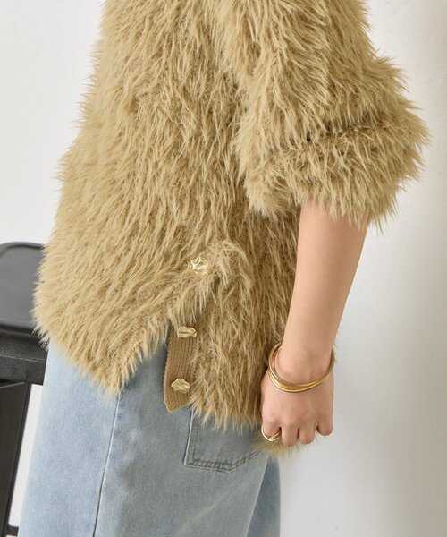 Jena espace merveilleux(ジェナ エスパスメルヴェイユ)の「サイドボタンシャギーニット(ニット/セーター・レディース・アイボリー/ベージュ/ネイビー・FREE)」の9枚目の写真