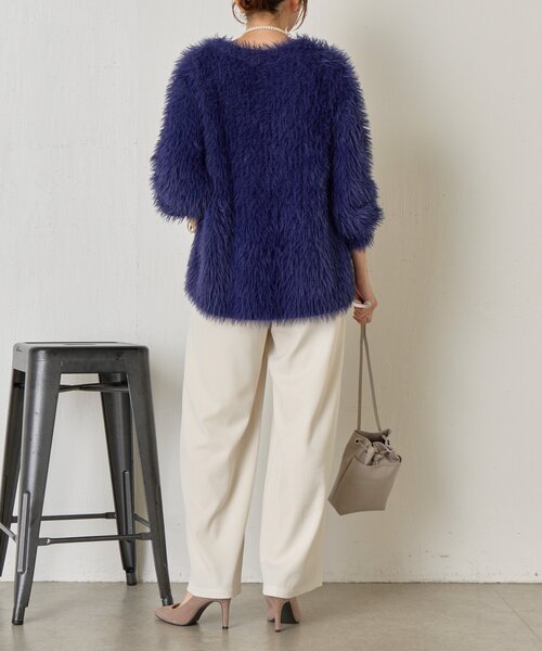 Jena espace merveilleux(ジェナ エスパスメルヴェイユ)の「サイドボタンシャギーニット(ニット/セーター・レディース・アイボリー/ベージュ/ネイビー・FREE)」の4枚目の写真