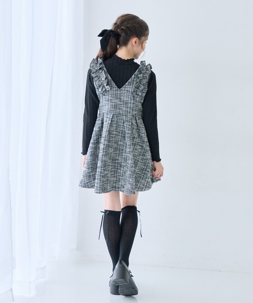 Amourire girl(アムリールガール)の「カットツイード ハーフジップジャンパースカート×リブニットソーセット(ワンピース・キッズ・ブラック/オフホワイト・130cm/140cm/150cm/160cm)」の21枚目の写真
