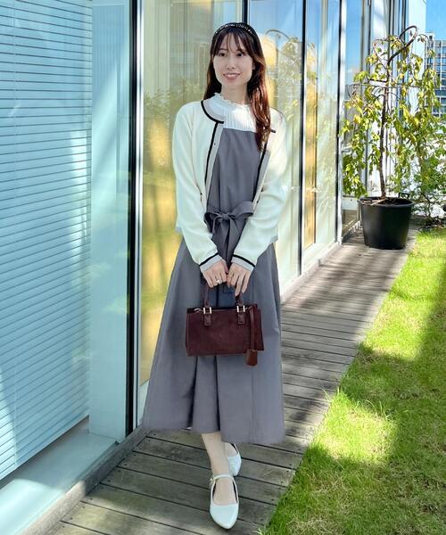 couture brooch(クチュールブローチ)の「【高見え・通勤・大人可愛い】配色総針スカラカーディガン(カーディガン/ボレロ・レディース・ブルー系その他/アイボリー/ブラック・36/38/40/42)」の18枚目の写真