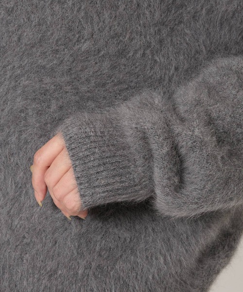 BABYLONE（バビロン）の「FOXカシミヤ2WAYプルオーバー（ニット/セーター・レディース・ピンク/サックスブルー/オフホワイト/チャコール・フリー）」の10枚目の写真