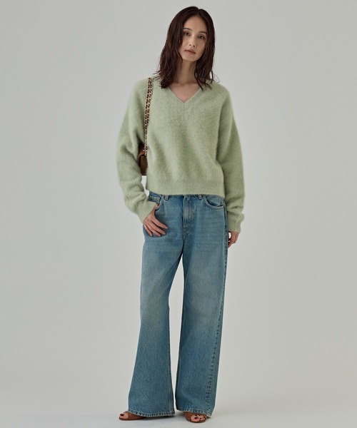 BABYLONE（バビロン）の「2WAYFOXカシミヤプルオーバー（ニット/セーター・レディース・ピンク/サックスブルー/オフホワイト/チャコール/グレー/ライトグリーン/ベージュ/ダークブラウン・フリー）」の16枚目の写真