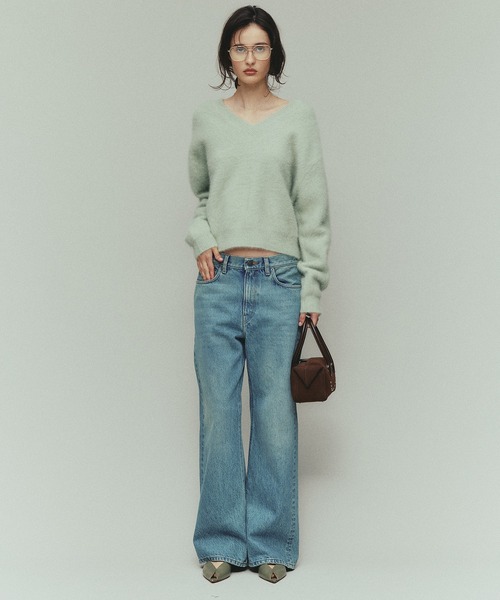 BABYLONE（バビロン）の「2WAYFOXカシミヤプルオーバー（ニット/セーター・レディース・ピンク/サックスブルー/オフホワイト/チャコール/グレー/ライトグリーン/ベージュ/ダークブラウン・フリー）」の10枚目の写真