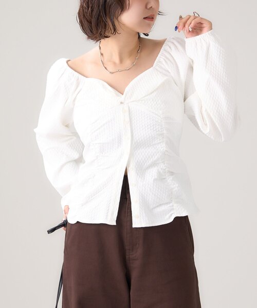 mystic（ミスティック）の「【3色展開】長袖パフビスチェブラウス（シャツ/ブラウス・レディース・ブラウン/ブラック/オフホワイト・FREE）」の2枚目の写真