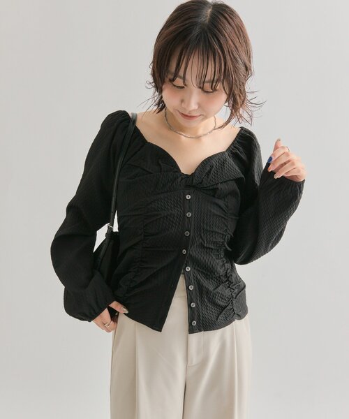 mystic（ミスティック）の「【3色展開】長袖パフビスチェブラウス（シャツ/ブラウス・レディース・ブラウン/ブラック/オフホワイト・FREE）」の5枚目の写真