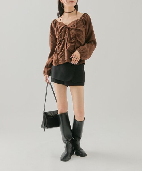 mystic（ミスティック）の「【3色展開】長袖パフビスチェブラウス（シャツ/ブラウス・レディース・ブラウン/ブラック/オフホワイト・FREE）」の20枚目の写真