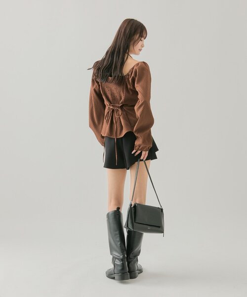 mystic（ミスティック）の「【3色展開】長袖パフビスチェブラウス（シャツ/ブラウス・レディース・ブラウン/ブラック/オフホワイト・FREE）」の22枚目の写真