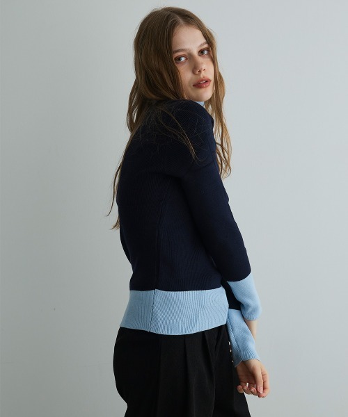 Mirette(ミレット)の「バイカラーニットタートルプルオーバー / Bi-Color Knit Turtle Pullover(ニット/セーター・レディース・ネイビー/グリーン・FREE)」の12枚目の写真