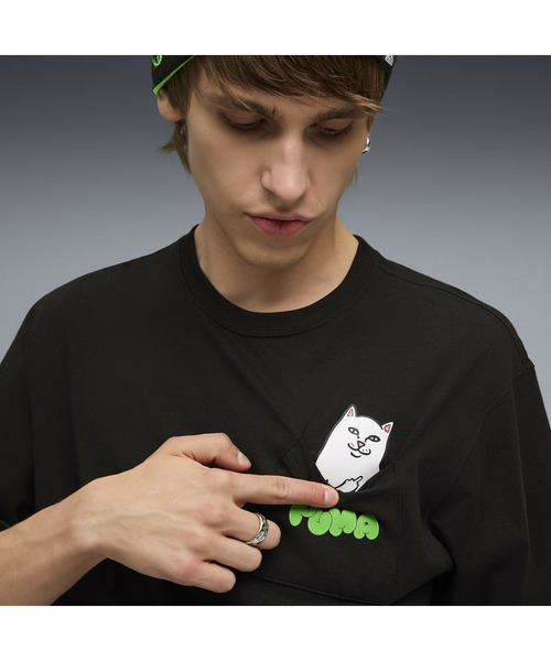 PUMA（プーマ）の「PUMA プーマ ユニセックス PUMA x RIPNDIP リラックスド ポケット 半袖 Tシャツ P（Tシャツ/カットソー・メンズ・ブロンズ/ブラック・LARGE/X-LARGE/X-SMALL/SMALL/MEDIUM）」の3枚目の写真