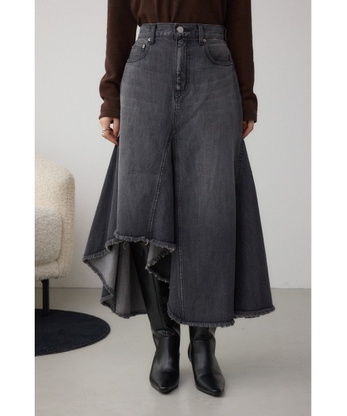 AZUL by moussy（アズールバイマウジー）の「AZUL DENIM イレヘムデニムスカート（デニムスカート・レディース・ブルー/ライトブラック・MEDIUM/SMALL）」の17枚目の写真