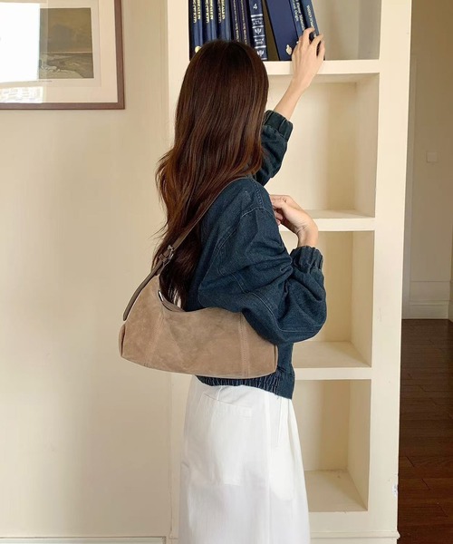 NuNuNa(ヌヌナ)の「【NuNuNa】2WAYスエードタッチ ミニ ショルダーバッグ(ハンドバッグ・レディース・ブラック/ベージュ/キャメル/ブラウン/ダークブラウン・FREE)」の7枚目の写真