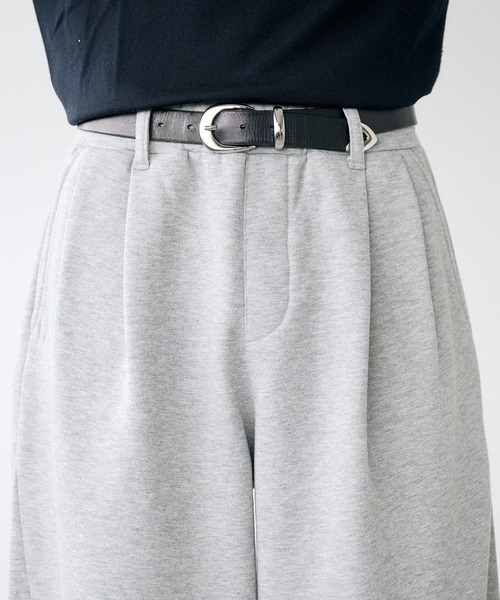 Adoon plain(アドーンプレーン)の「2-Tuck Wide Curve Sweat Pants / 2タックワイドカーブスウェットパンツ(その他パンツ・メンズ・ライトグレー/ブラック・SMALL/MEDIUM/LARGE)」の11枚目の写真