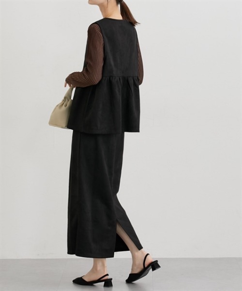 nissen(ニッセン)の「フェイクスエードペプラムベスト【セットアップ対応】(ベスト・レディース・ブラウン/グレー/ブラック/アイボリー・M/L/LL)」の9枚目の写真