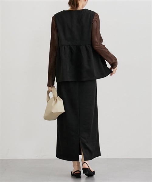 nissen(ニッセン)の「フェイクスエードペプラムベスト【セットアップ対応】(ベスト・レディース・ブラウン/グレー/ブラック/アイボリー・M/L/LL)」の10枚目の写真