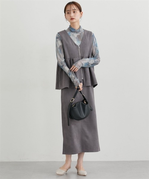 nissen(ニッセン)の「フェイクスエードペプラムベスト【セットアップ対応】(ベスト・レディース・ブラウン/グレー/ブラック/アイボリー・M/L/LL)」の19枚目の写真