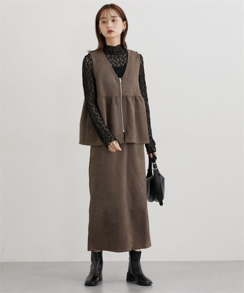 nissen(ニッセン)の「フェイクスエードペプラムベスト【セットアップ対応】(ベスト・レディース・ブラウン/グレー/ブラック/アイボリー・M/L/LL)」の22枚目の写真