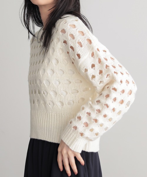 for/c(フォーシー)の「大きめメッシュウール混ニット【サスティナブル】(ニット/セーター・レディース・オフホワイト/チャコール/グレー・L/M)」の17枚目の写真