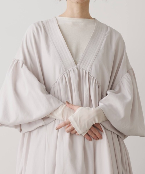 Libra Cue（リブラ キュー）の「シアー切り替えカットソー（Tシャツ/カットソー・レディース・ブラック/チャコールグレー/オフホワイト・FREE）」の15枚目の写真