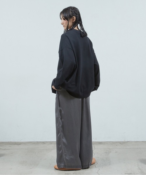 Dulcamara(ドゥルカマラ)の「ラップリブワイドSWトレ ーナー(スウェット・メンズ・黄土色系/ブラック/グリーン・0/1)」の9枚目の写真